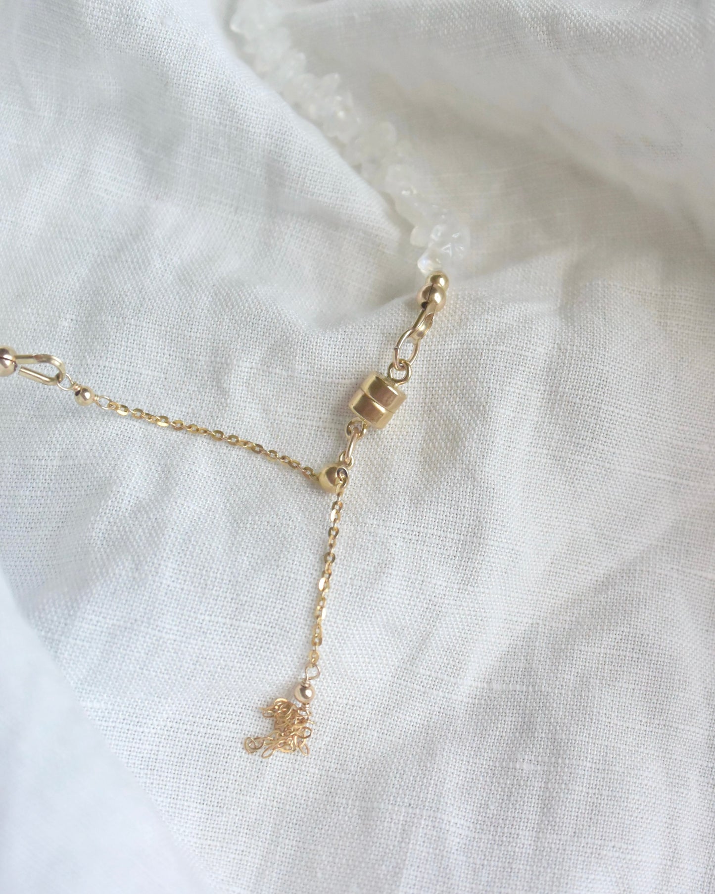 14KGF〈Earthing beads Necklace〉Crystal quartz×Shell