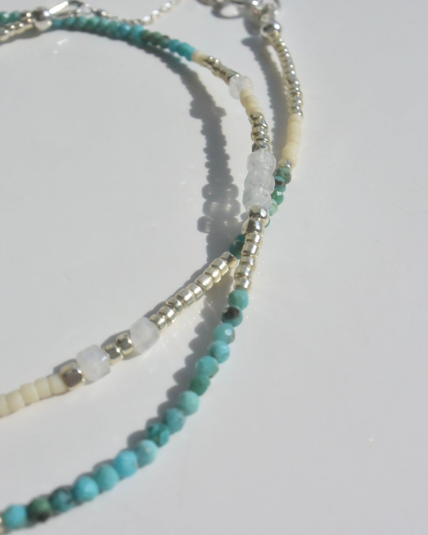 Silver〈Earthing beads Necklace〉Turquoise×Rainbow moonstone