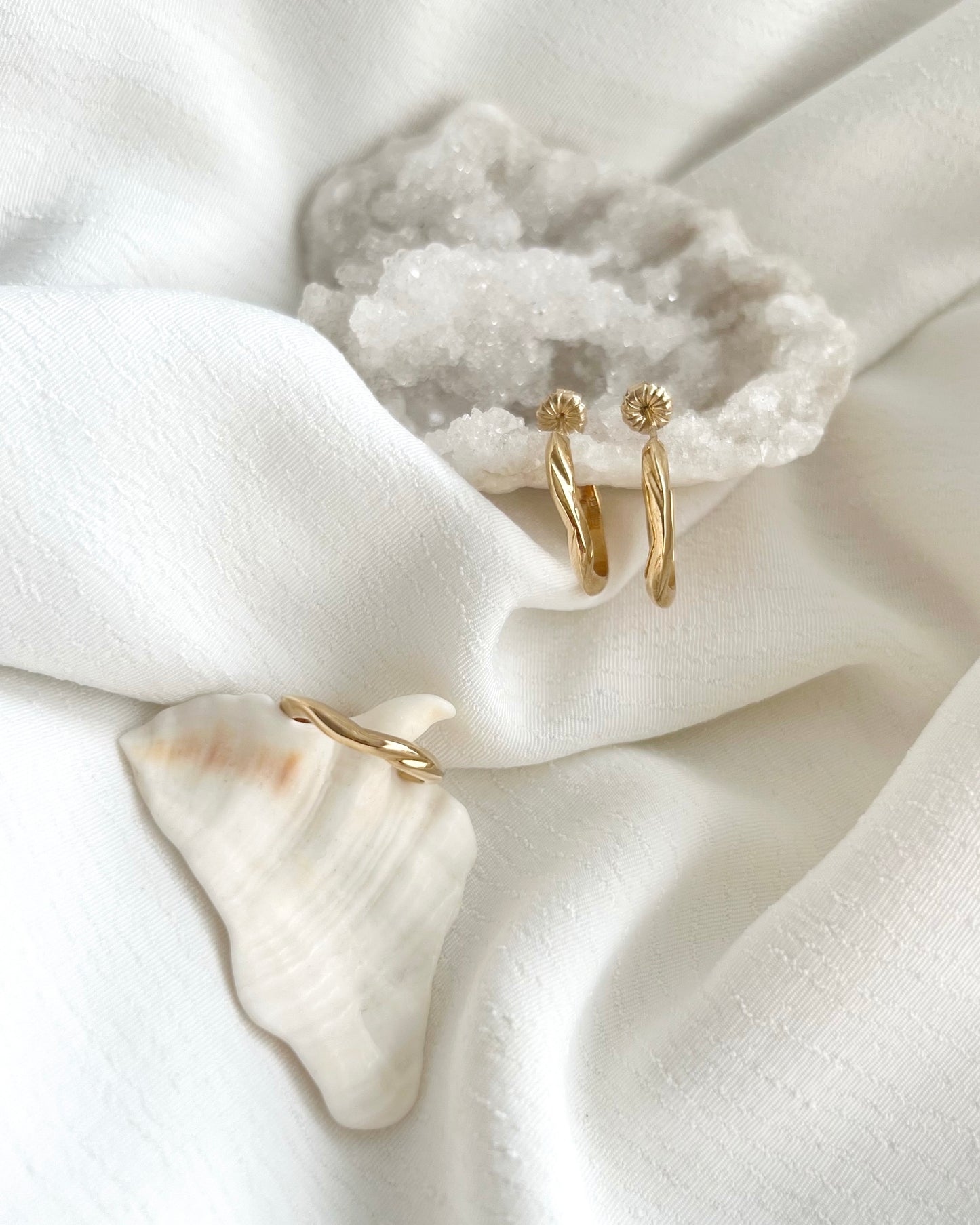 〈OPEN WATER〉Gold-Earrings-