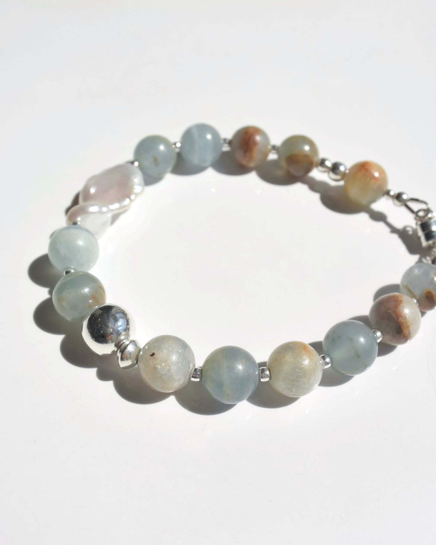 Silver〈Rounda-Bracelet-〉Blue Calcite