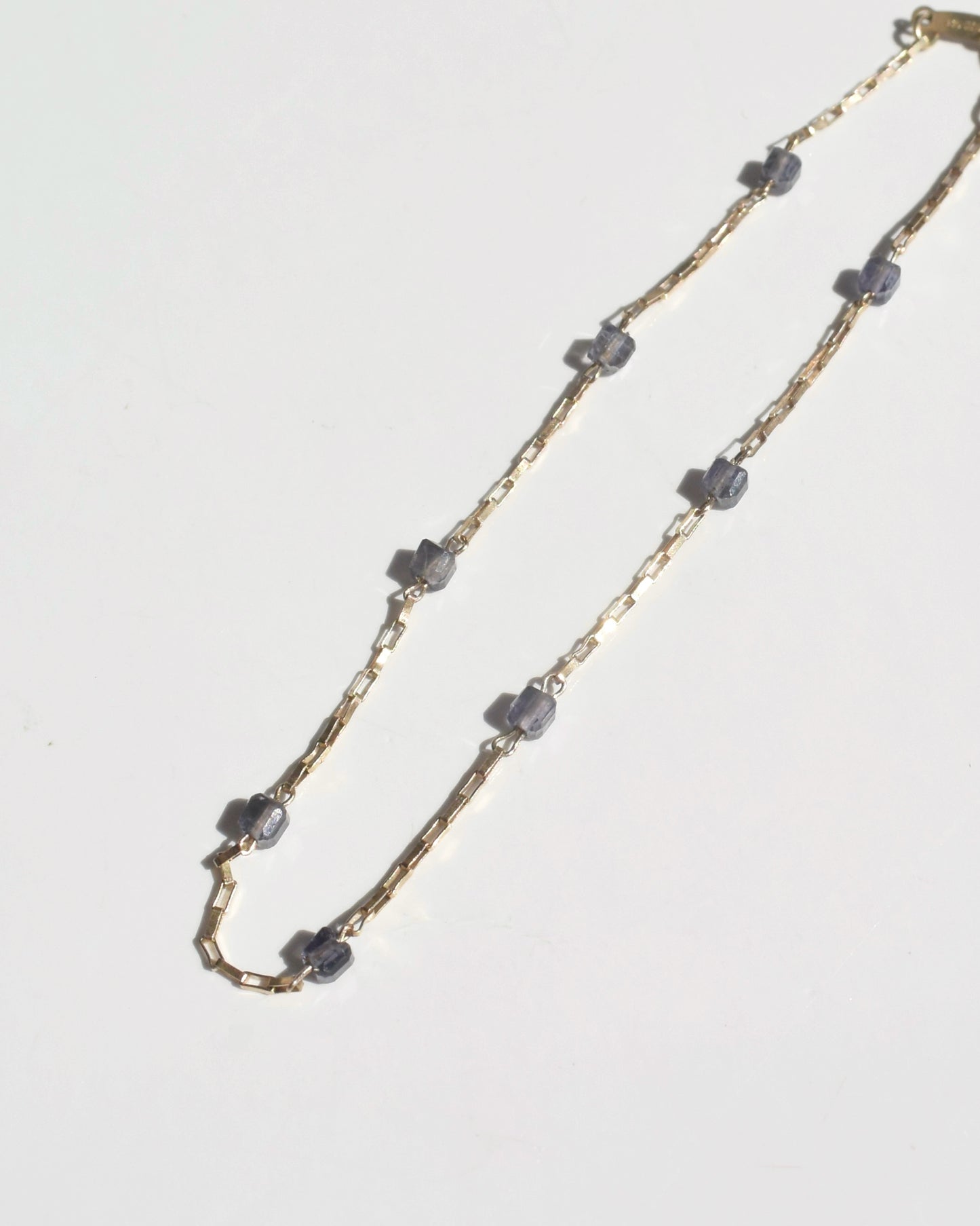 14KGF〈Station bracelet〉Iolite