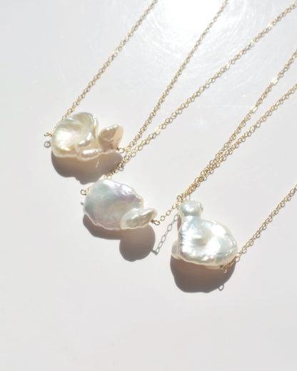 14KGF〈Floating Pearl-Necklace-〉Fresh water pearl