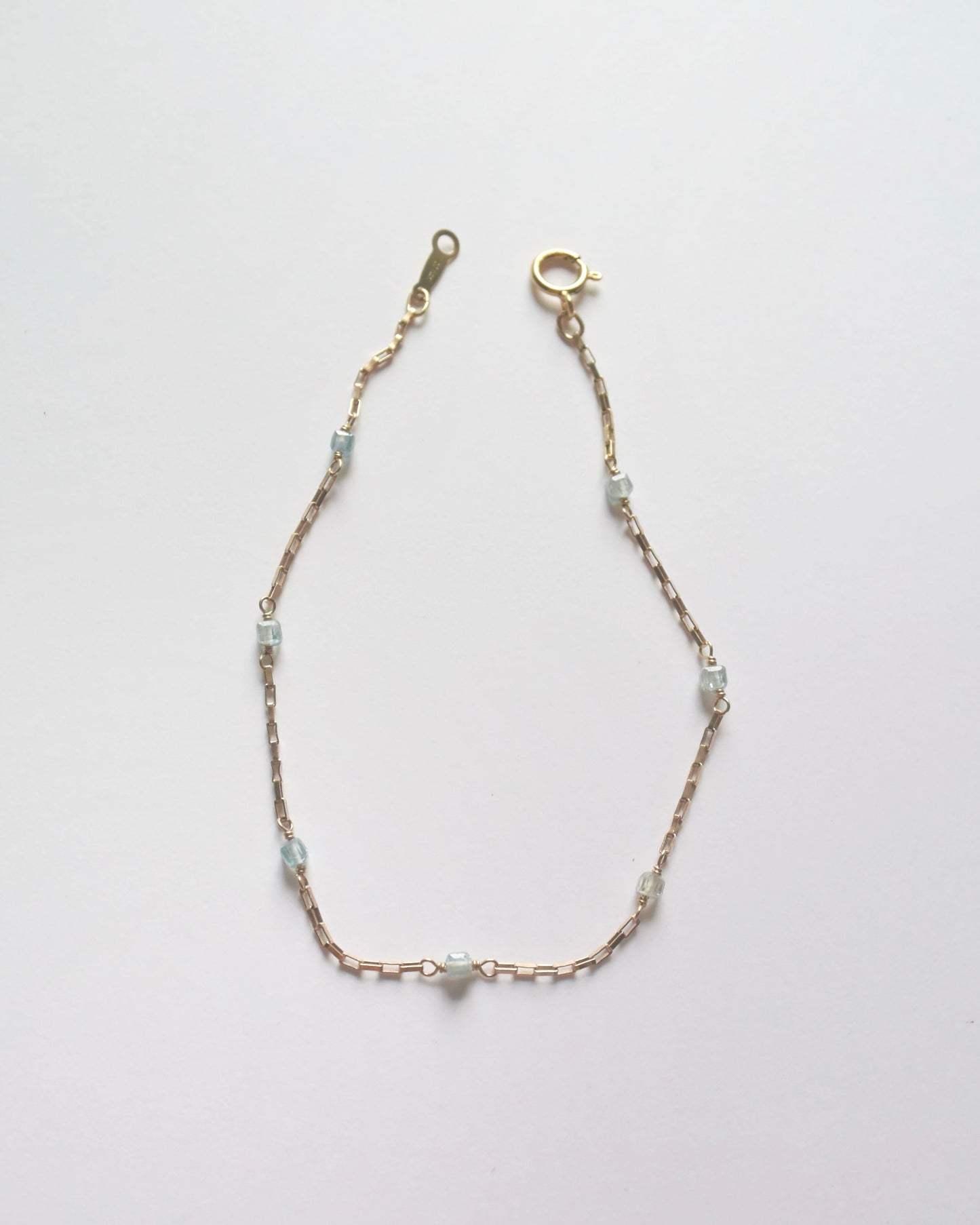 14KGF〈Station necklace〉Blue zircon