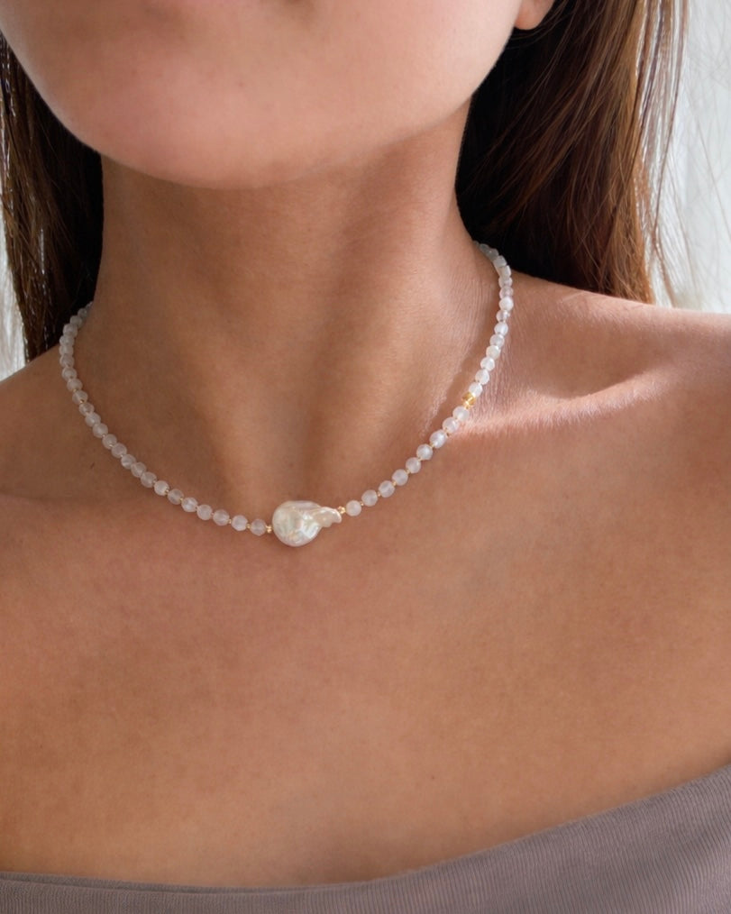 14KGF〈Earthing beads necklace〉Moonstone×Fresh water pearl
