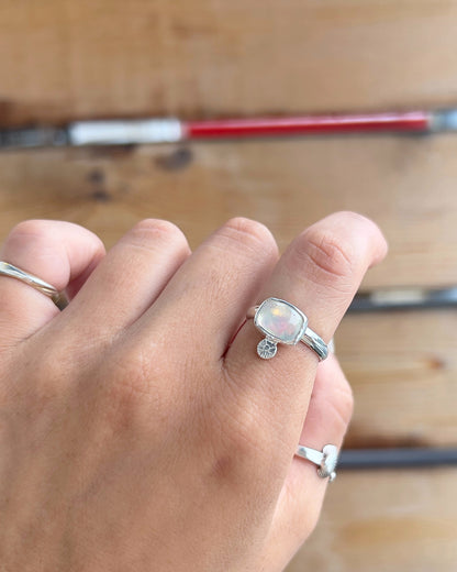 Silver Ring -Opal-