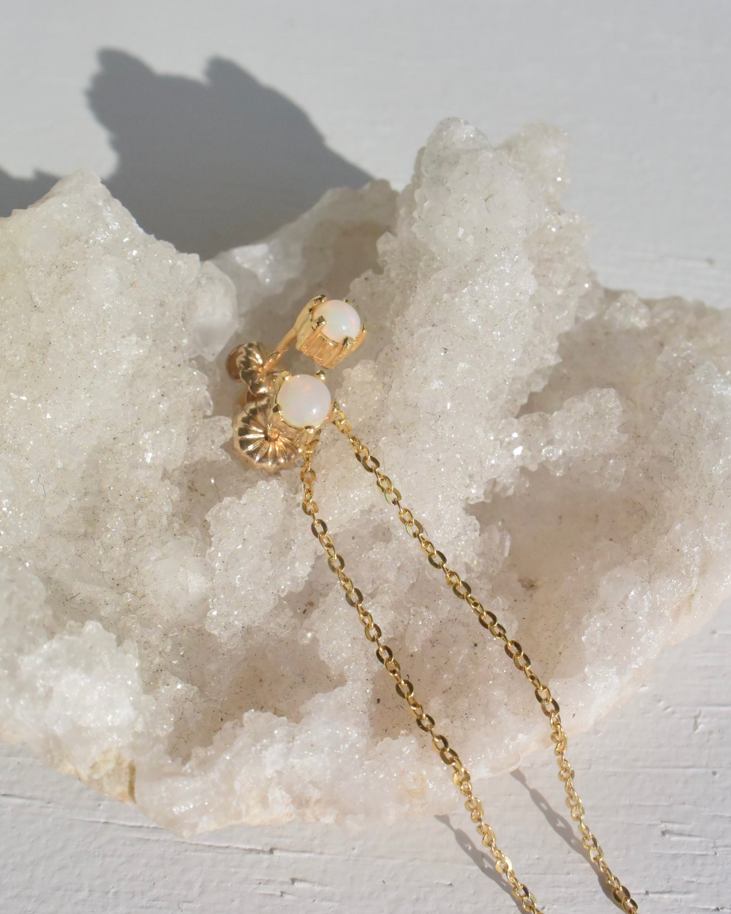 K18pt〈Stone stud earrings〉-Opal-