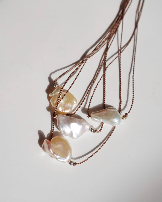 Cord〈Floating Pearl-Necklace-〉Fresh water pearl