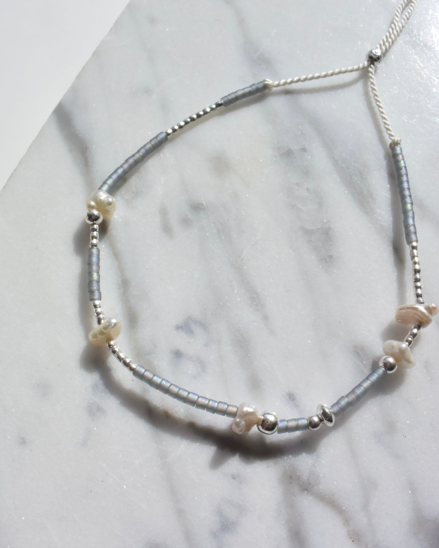 Silver〈Silk cord bracelet〉Fresh water pearl