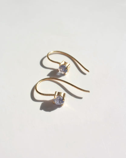 K18pt〈Hook earrings〉Tanzanite