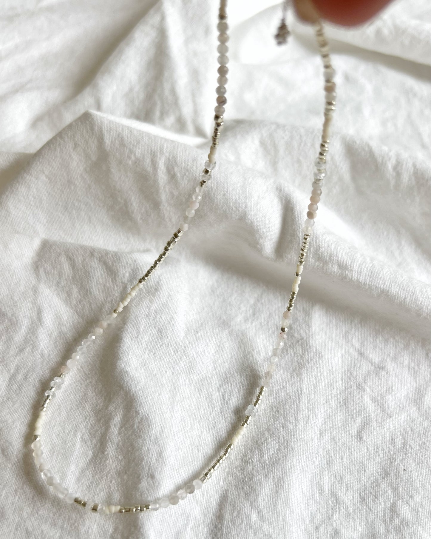 Silver〈Earthing beads necklace〉Multi moonstone