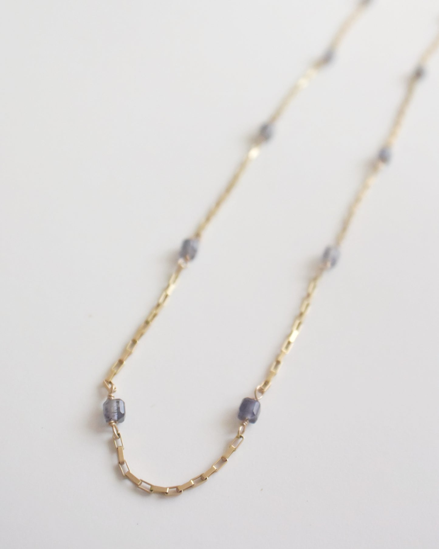 14KGF〈Station Necklace〉Iolite
