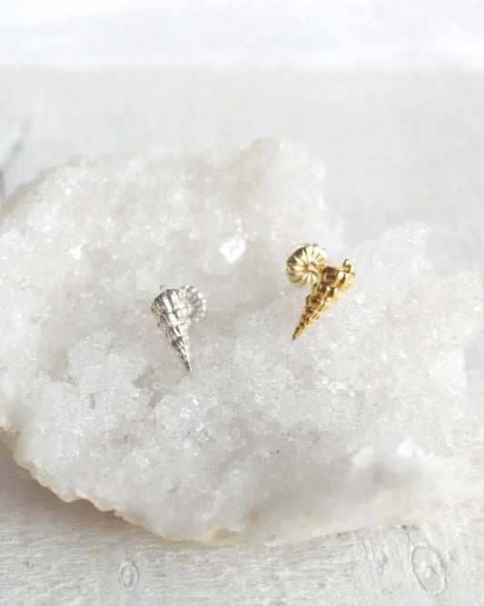 K18pt〈Cast of real ocaen〉Stud earring | ピアス