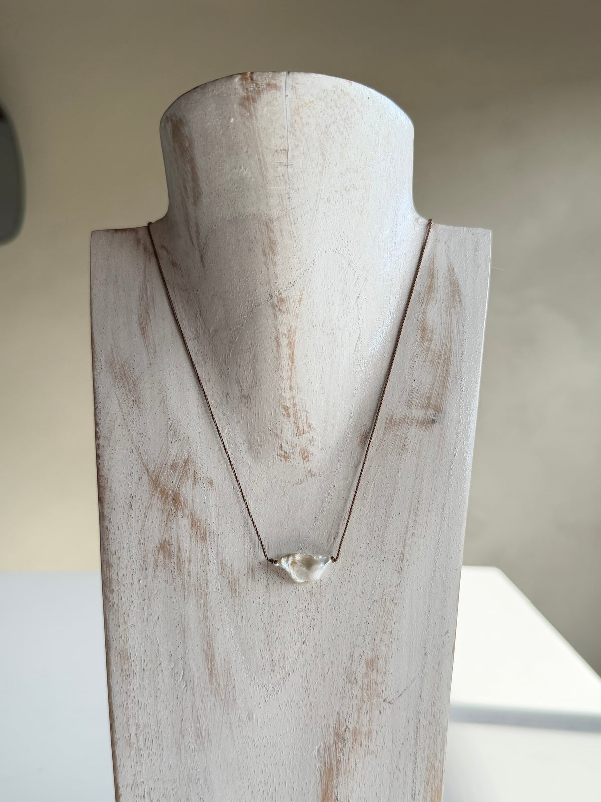 Cord〈Floating Pearl-Necklace-〉Fresh water pearl