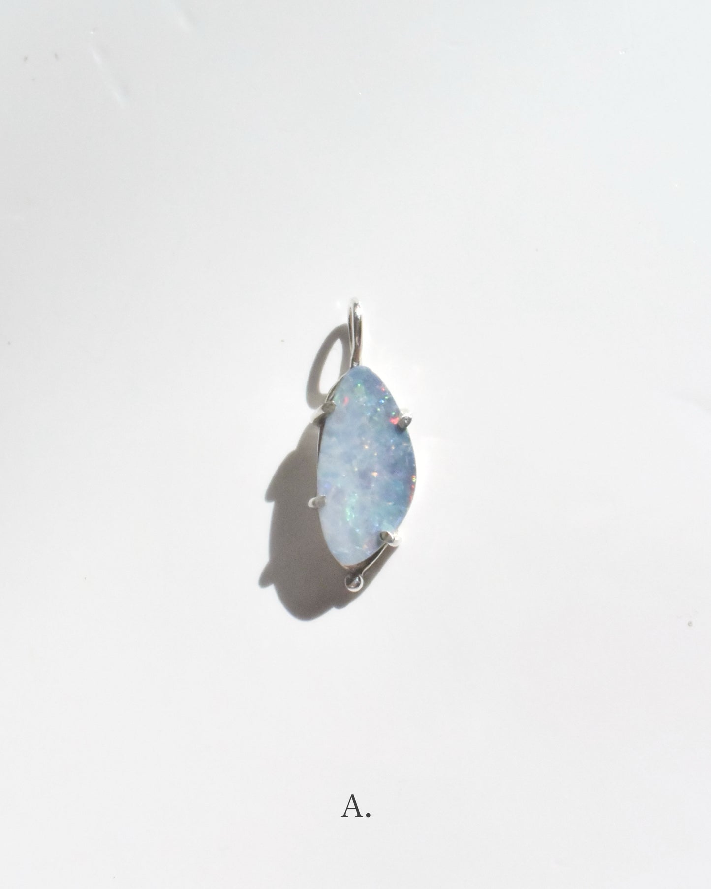 〈One-of-a-kind〉Opal