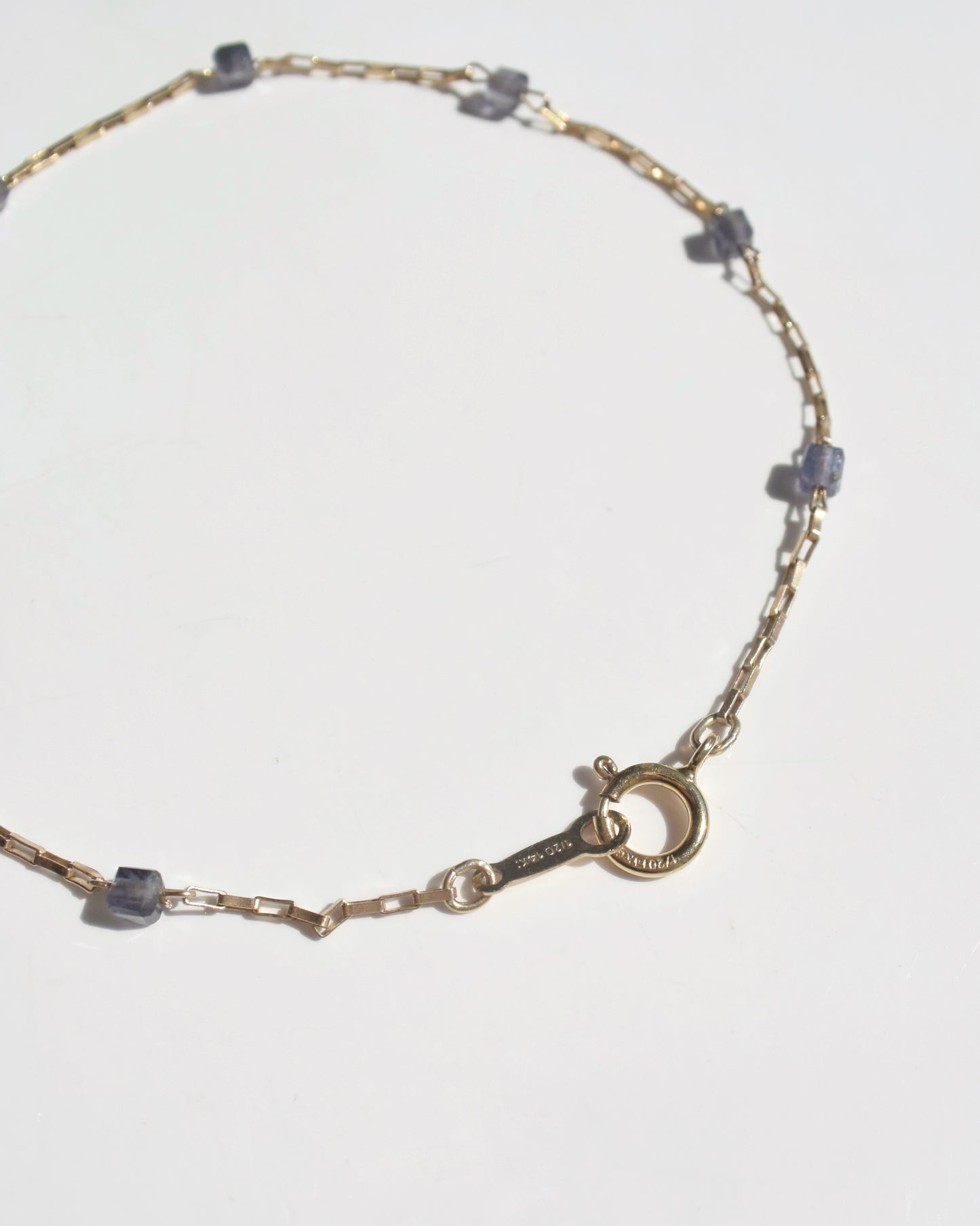 14KGF〈Station bracelet〉Iolite