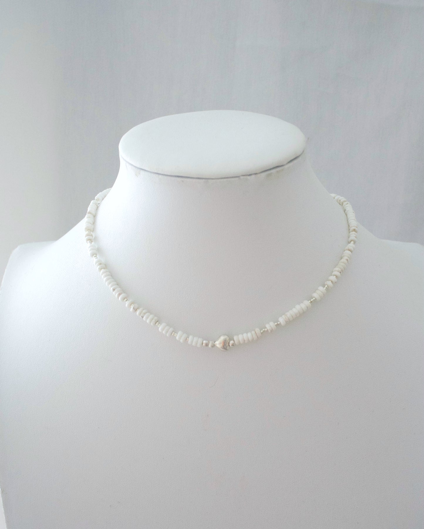 Silver〈Earhing beads Necklace〉 Magnesite×Heart