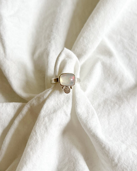 Silver Ring -Opal-