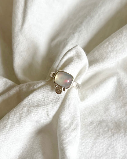 Silver Ring -Opal-