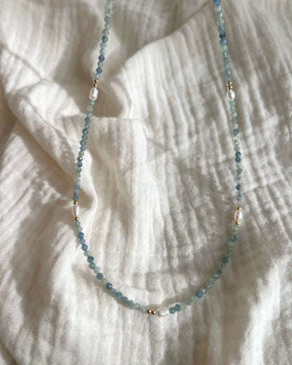 ［先行販売プライス］14KGF〈Earthing beads necklace〉Blue kyanite