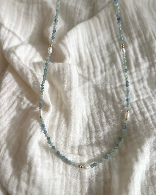 ［先行販売プライス］14KGF〈Earthing beads necklace〉Blue kyanite