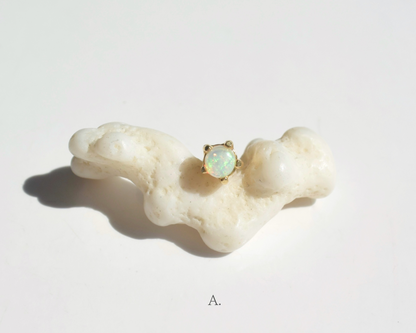 〈片耳〉K18pt〈Stone stud earrings〉-Opal-