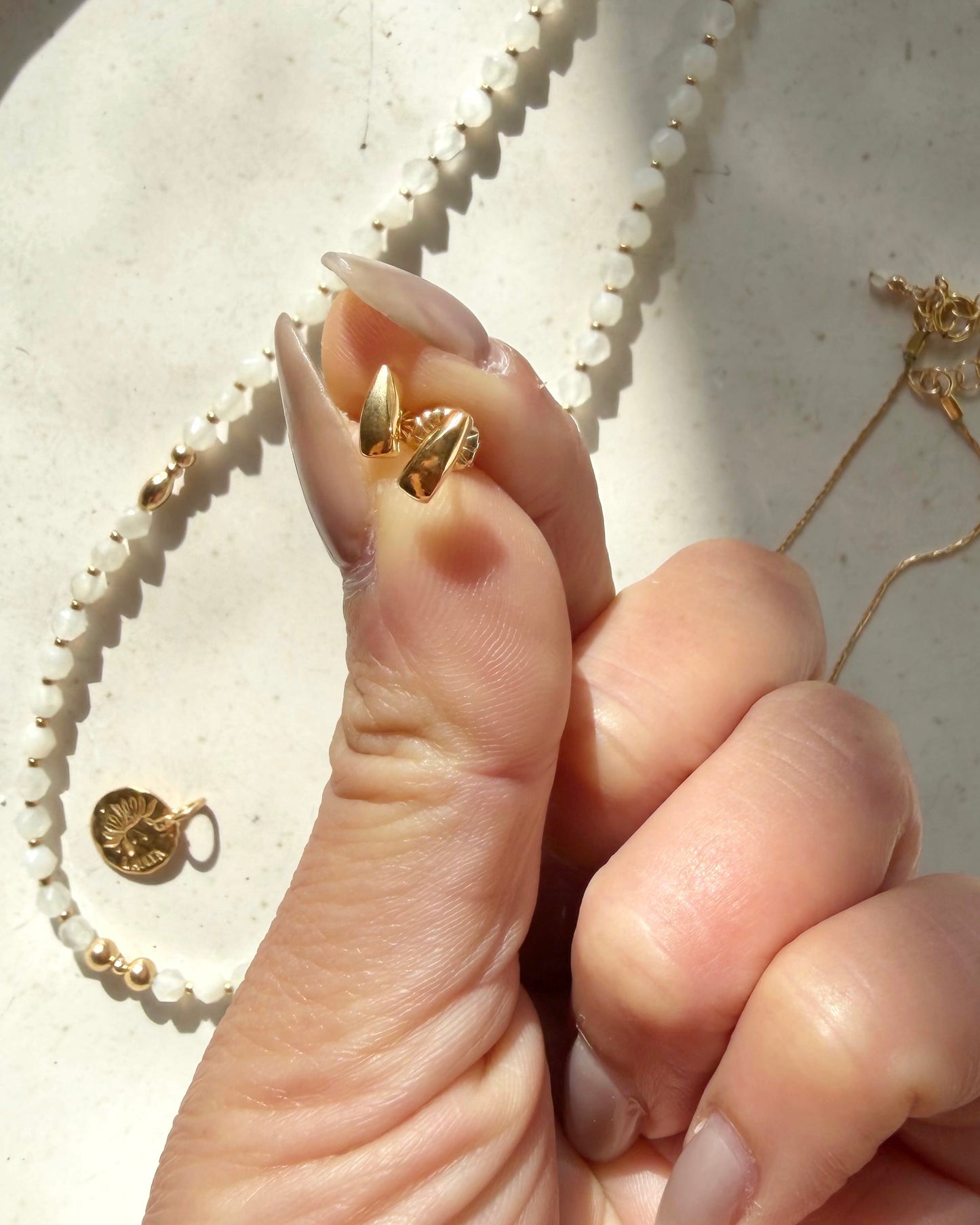 22.　〈18000yen〉