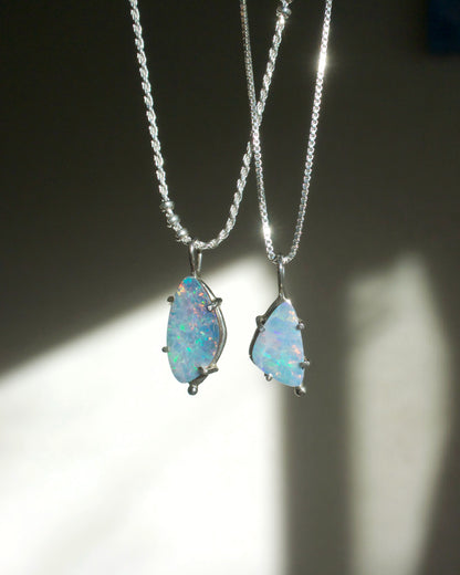 〈One-of-a-kind〉Opal