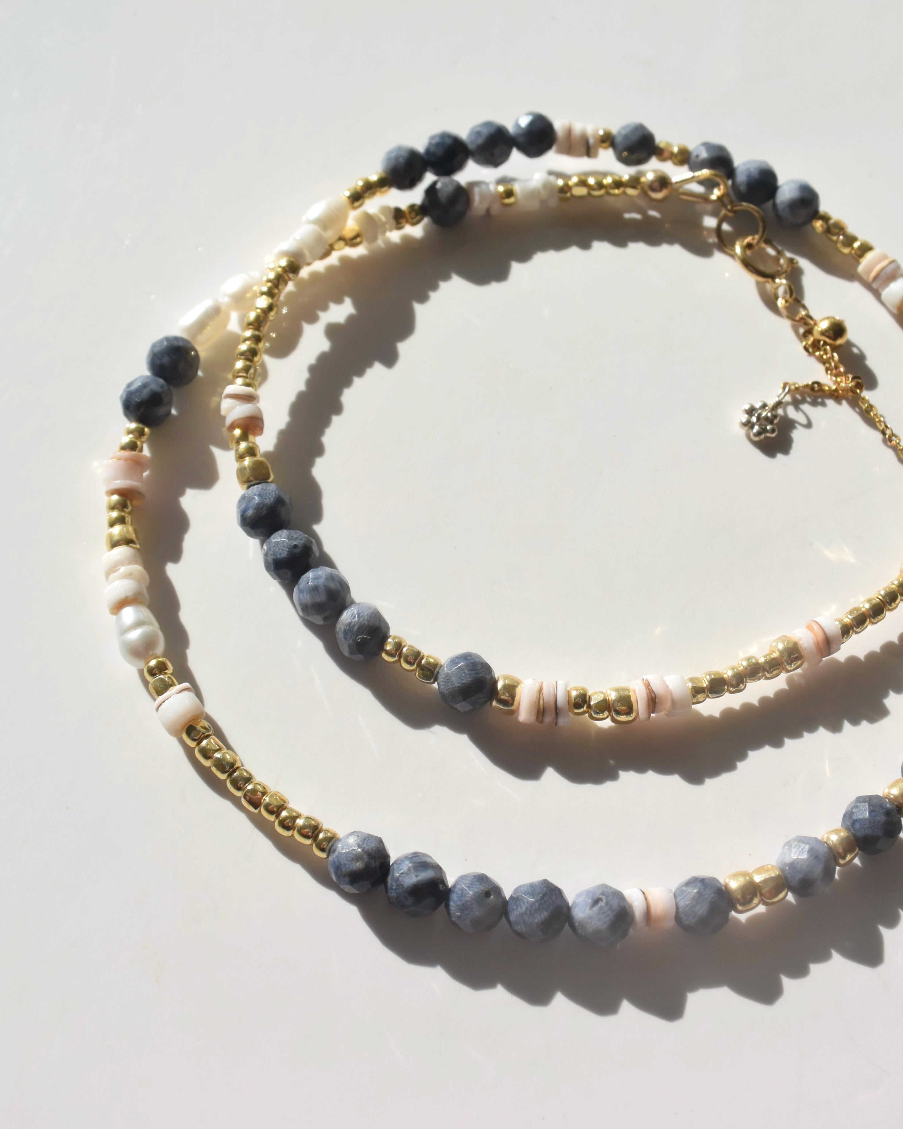14KGF〈Earthing beads Necklace〉 Coral×Fresh water pearl – marino