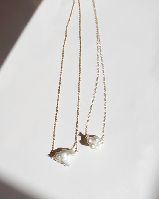 14KGF〈Floating Pearl-Necklace-〉Fresh water pearl