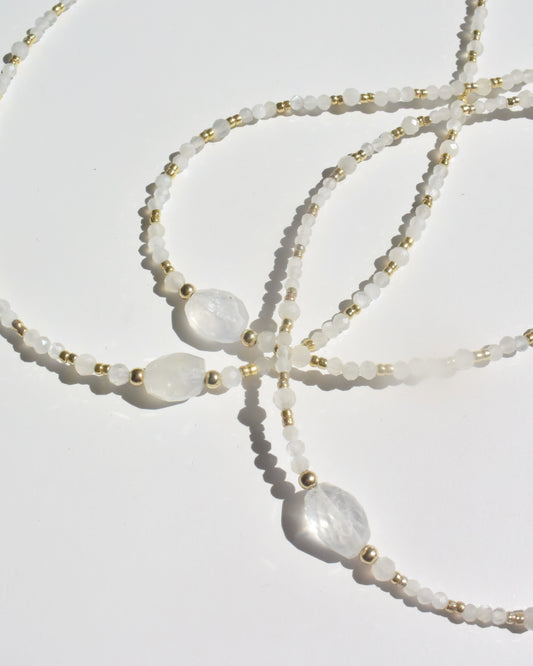 14KGF〈Eathing beads necklace〉Rainbow Moonstone