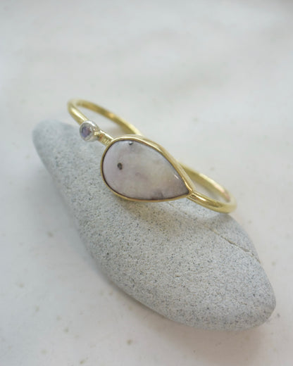 Brass＆Silver〈Two finger ring〉Hackmanite in matrix