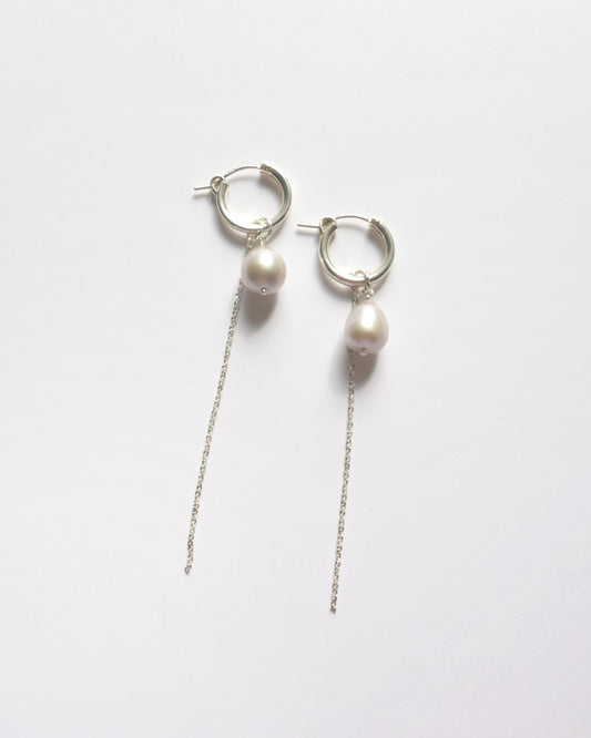 Silver〈Gray fresh water pearl〉