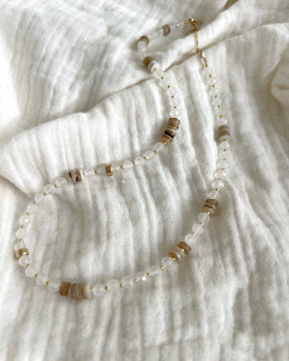 ［先行販売プライス］14KGF〈Earthing beads necklace〉Rainbow moonstone