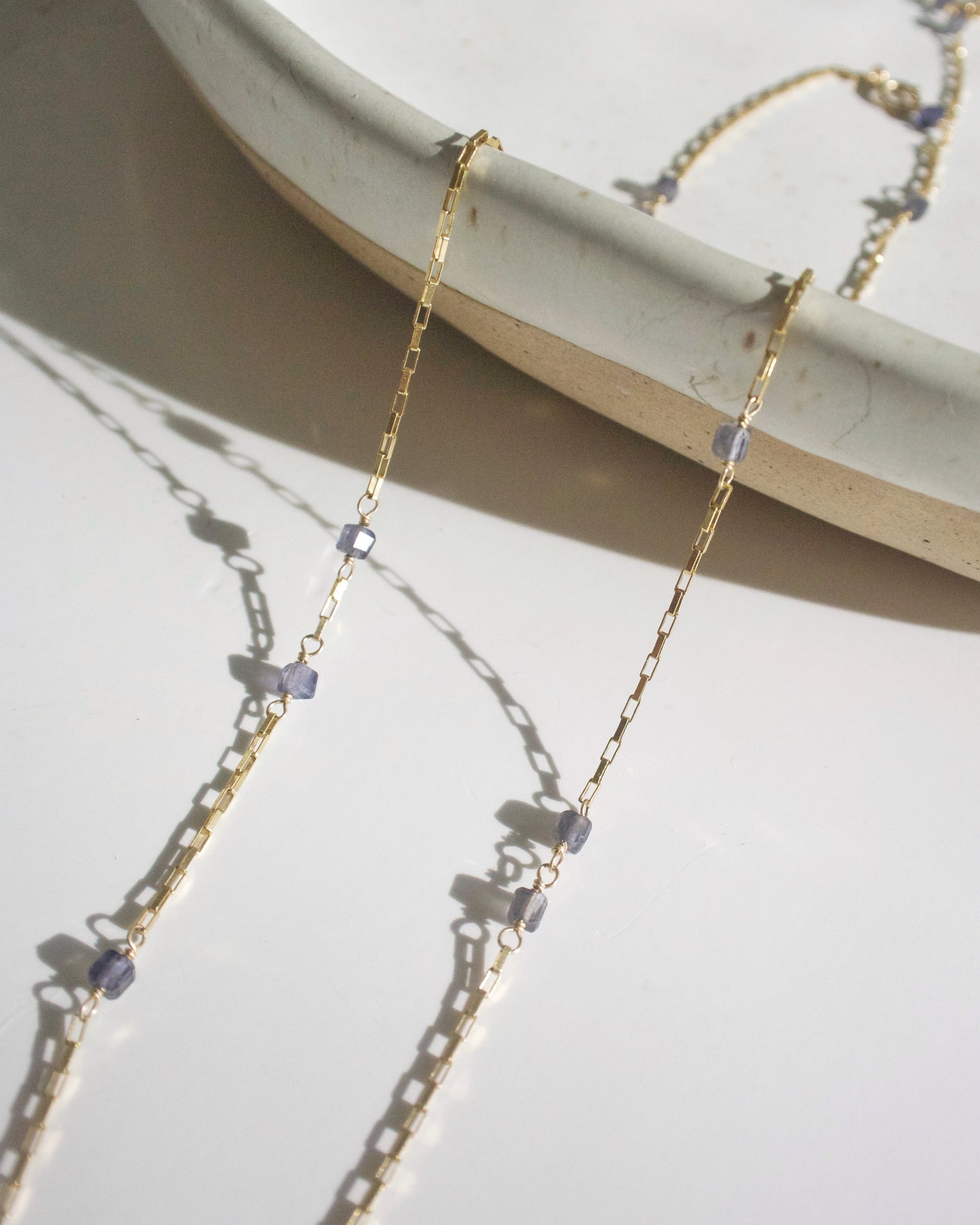 14KGF〈Station necklace〉Iolite