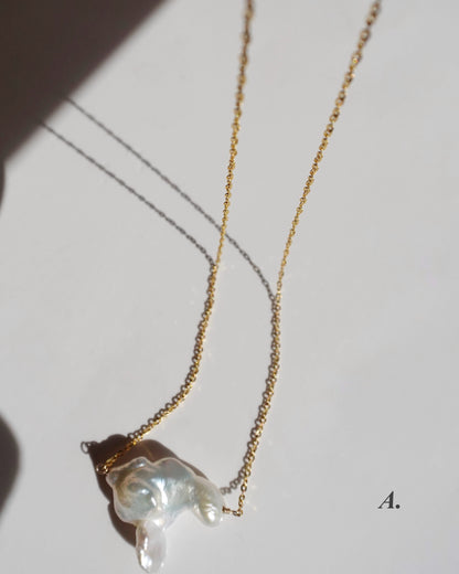 14KGF〈Floating Pearl-Necklace-〉Fresh water pearl